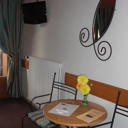 Hotel Logis La Charpenterie
