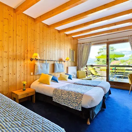 Hotel Logis La Charpenterie 3*
