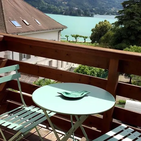 Logis La Charpenterie Talloires