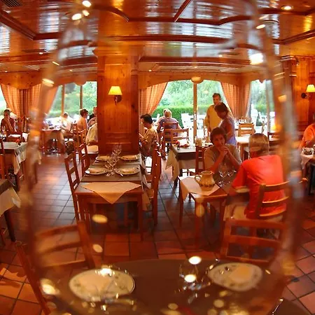 Hotel Logis La Charpenterie