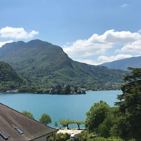 Logis La Charpenterie Hotel Talloires